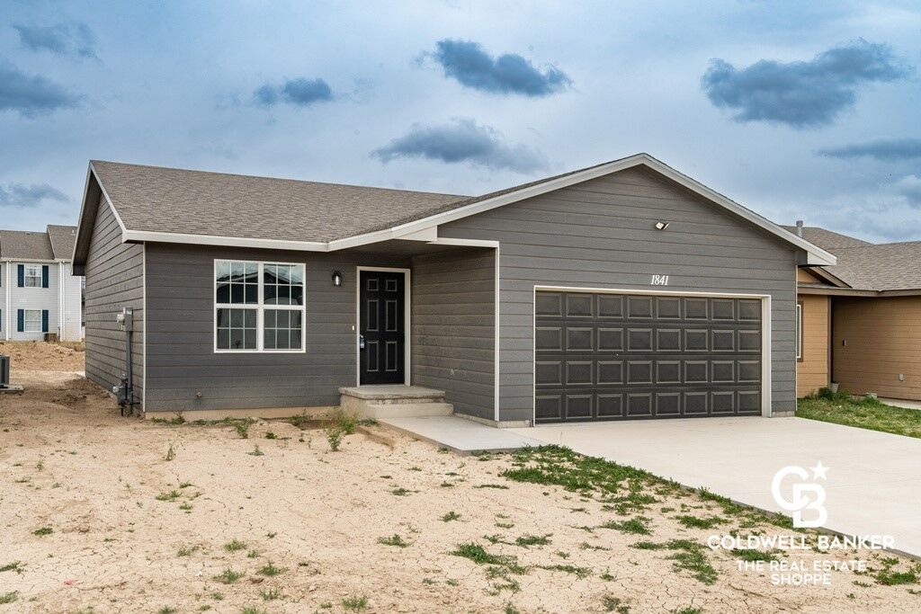 Property Photo: 1841 E Prairie View Drive KS 67846