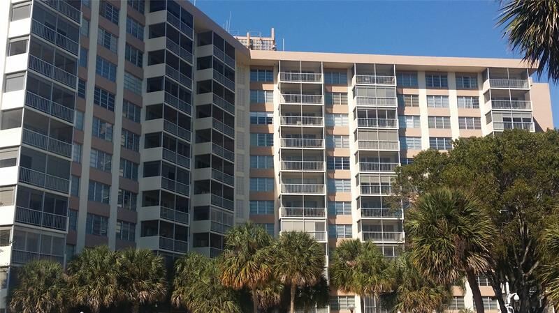 Property Photo:  10777 W Sample Rd 904  FL 33065 