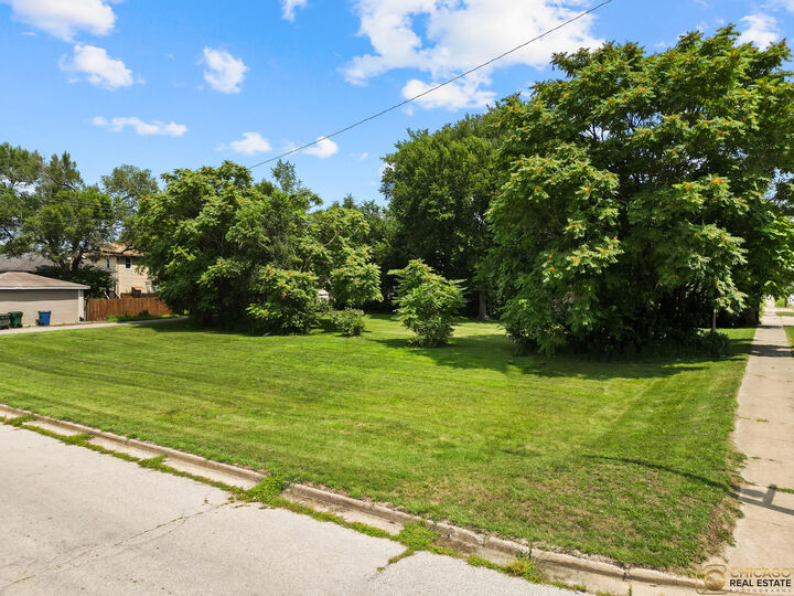 Property Photo:  909 Conkey Street  IN 46320 