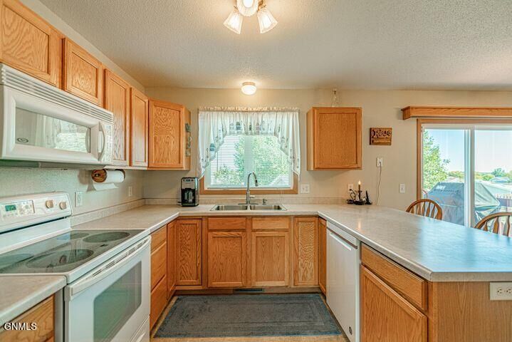 Property Photo:  4643 Kost Drive  ND 58503 