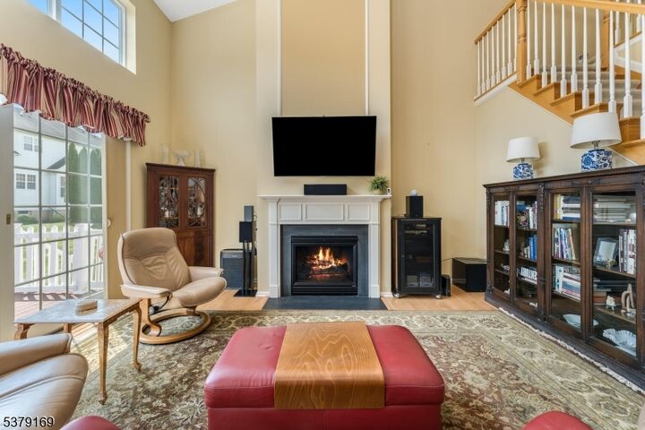 Property Photo:  5 Stable Ln  NJ 08822 