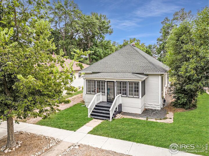 Property Photo: 813 Walnut St CO 80550
