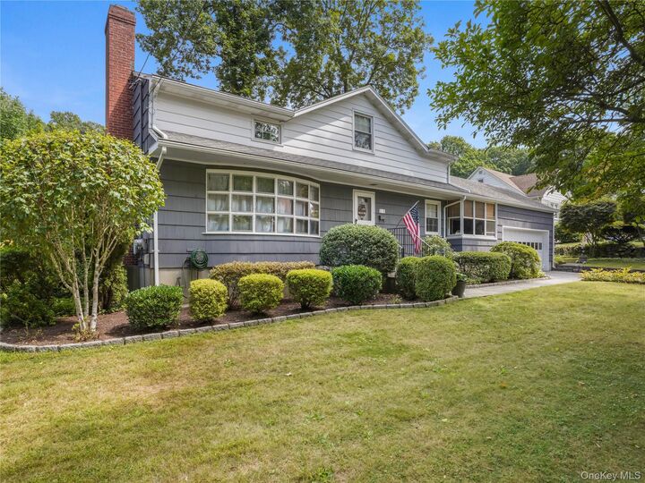 Property Photo:  406 Warren Avenue  NY 10532 