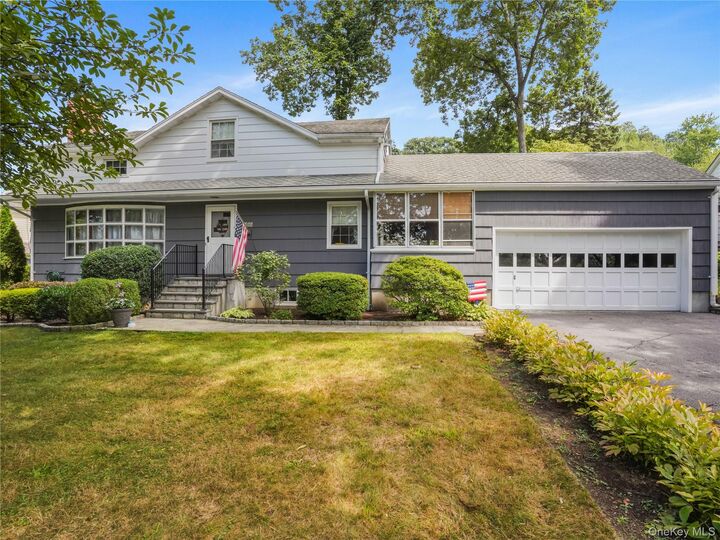 Property Photo: 406 Warren Avenue NY 10532