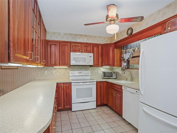 Property Photo: 406 Warren Avenue NY 10532