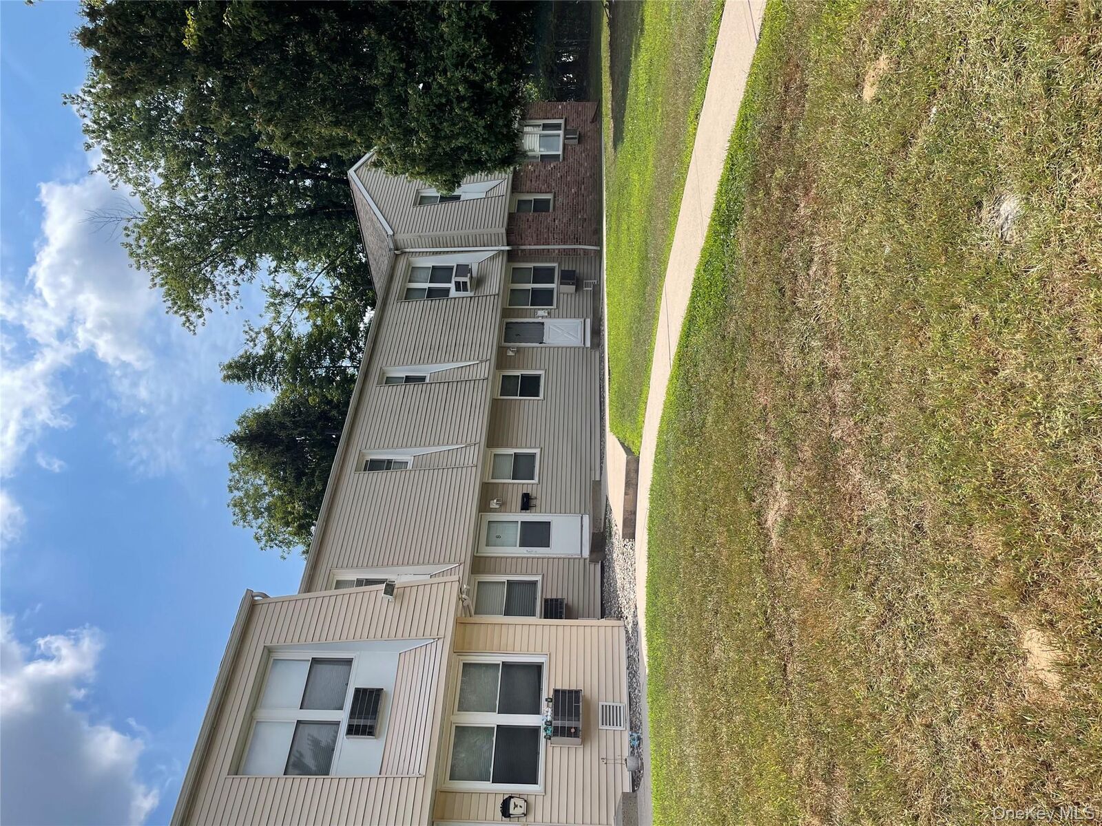 Property Photo:  20 Main Street 9  NY 10923 