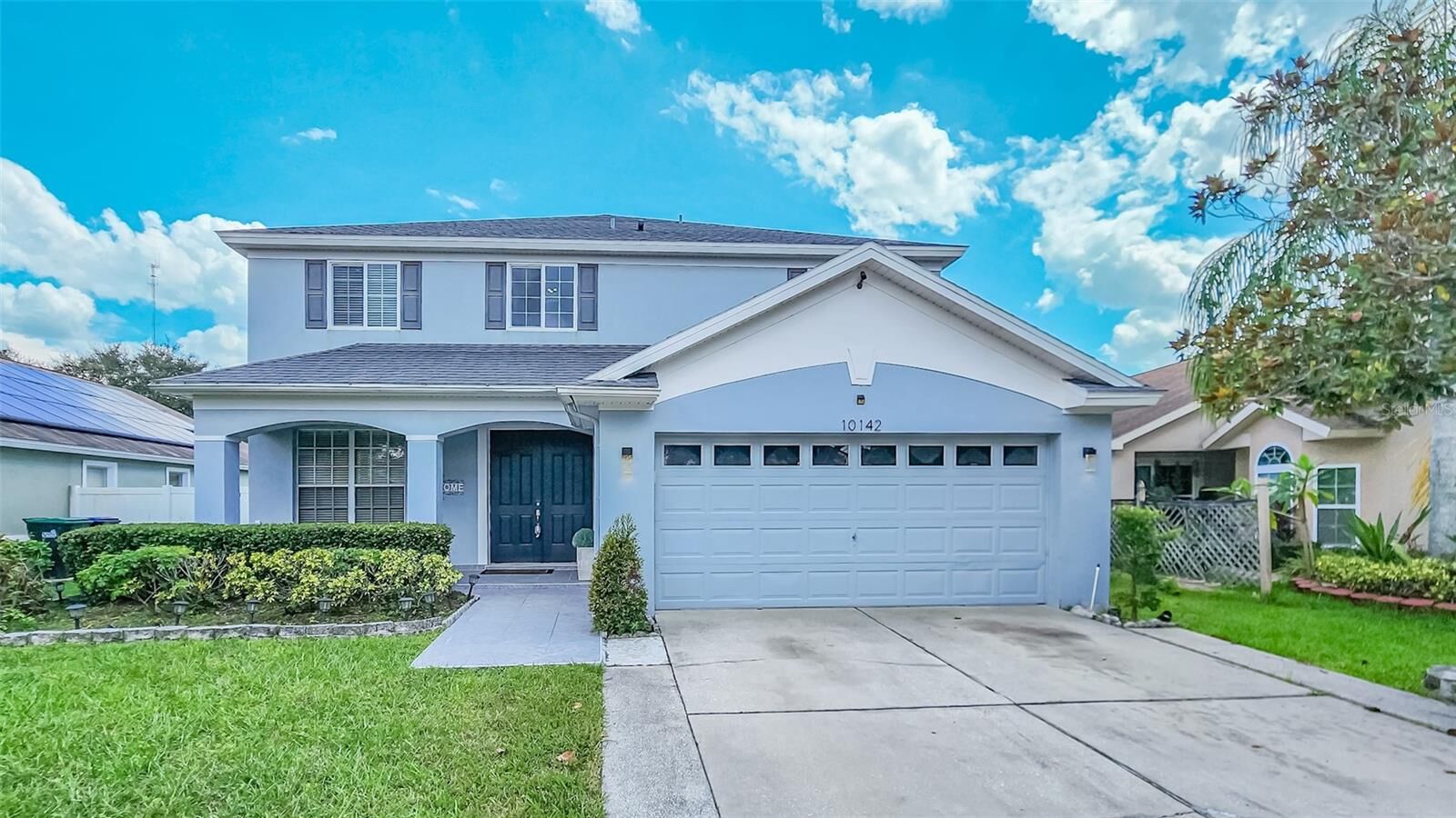 Property Photo: 10142 Silmarien Street FL 32825