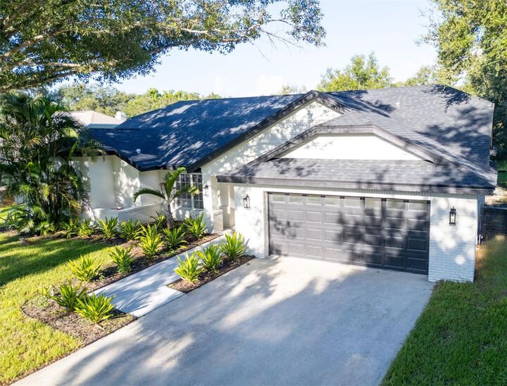 Property Photo:  2830 Resnik Circle W  FL 34683 