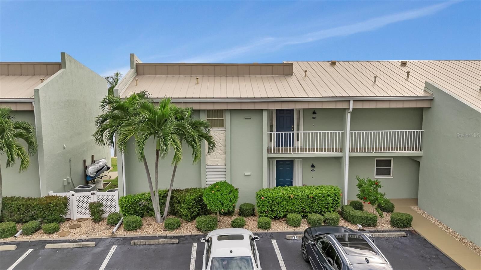 Property Photo: 1400 Mineo Drive 12A FL 33950