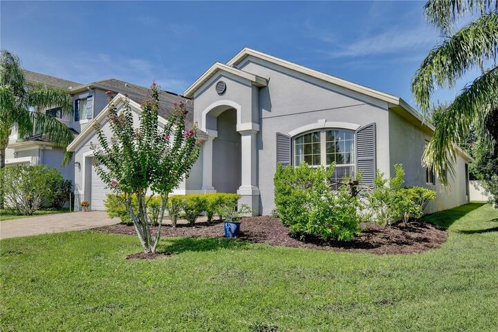 Property Photo: 416 Treasure Lane FL 32771