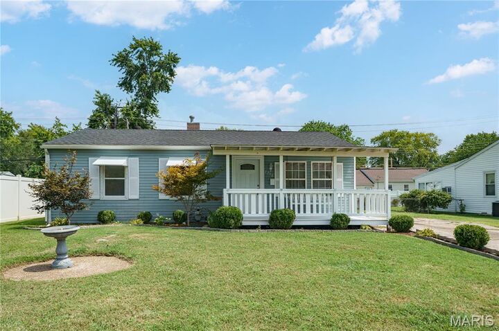 2716 Saratoga Street  Granite City IL 62040 photo