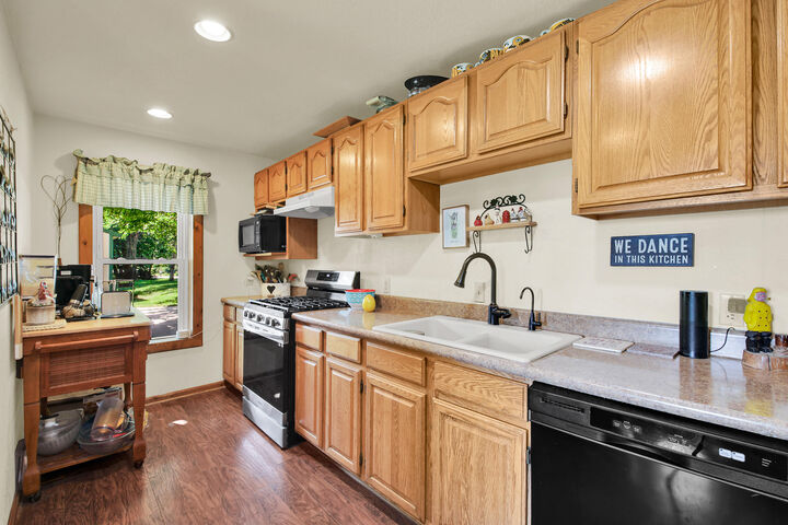 Property Photo:  6386 Alpine Dr  WI 53095 