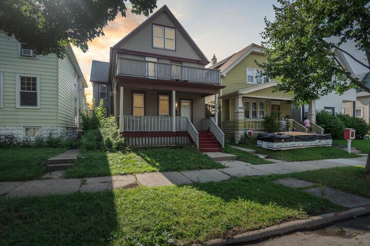 2519 S Austin St  Milwaukee WI 53207 photo