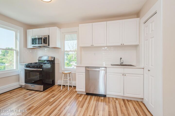 Property Photo:  118 Joline Avenue 2  NJ 07740 