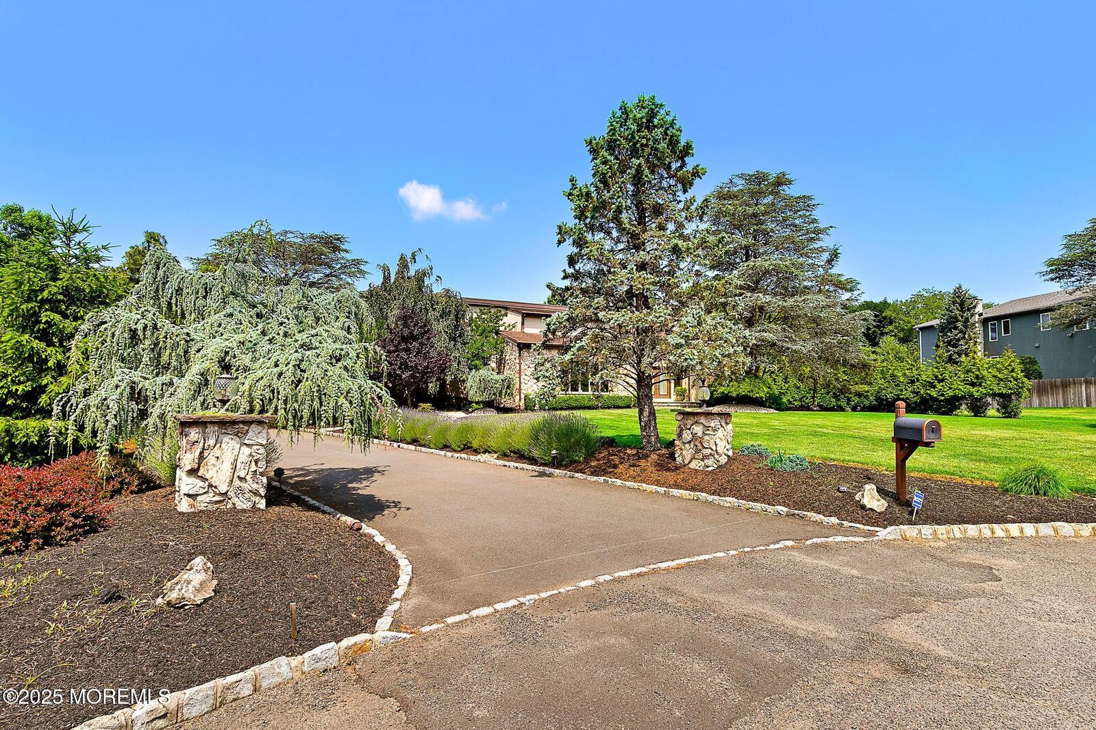 Property Photo:  3 Cottonwood Lane W  NJ 07733 
