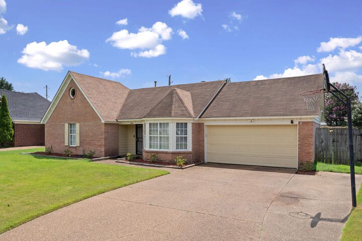 Property Photo: 2554 Appling Glen Dr TN 38133