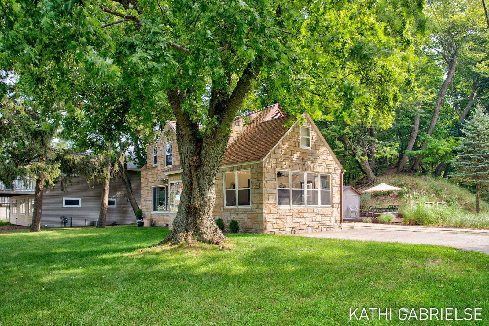 Property Photo:  19196 North Shore Drive  MI 49456 