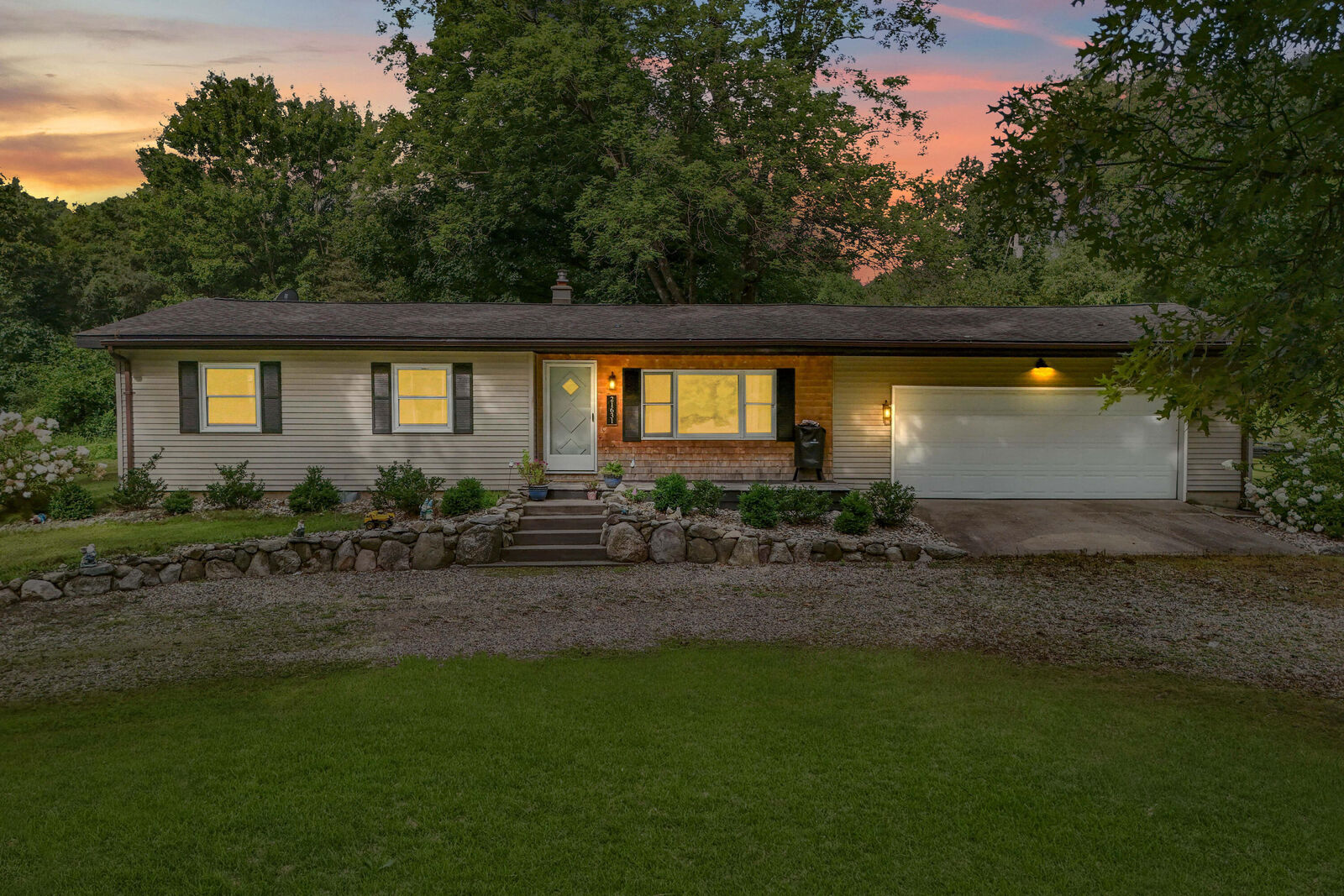 Property Photo: 21631 13 Mile Road MI 49021
