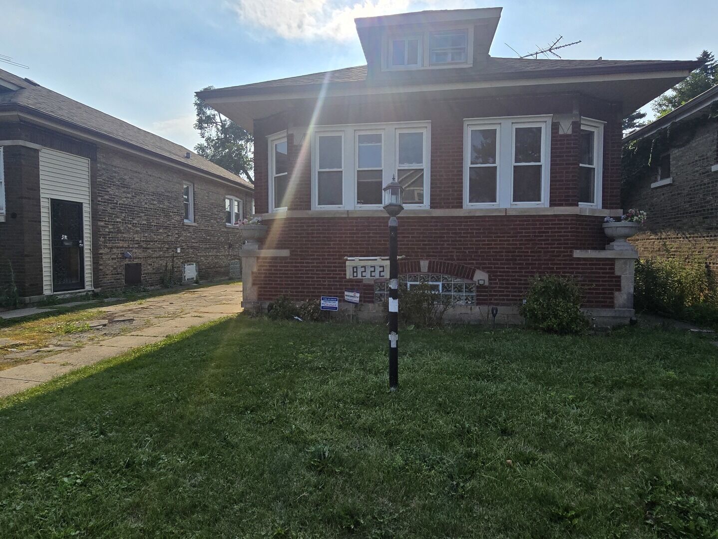 Property Photo: 8222 S Honore Street IL 60620