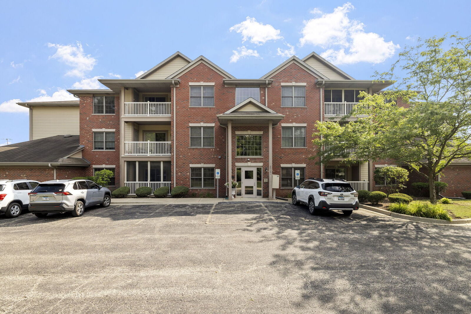 Property Photo:  20301 S Pine Hill Road 3A  IL 60423 
