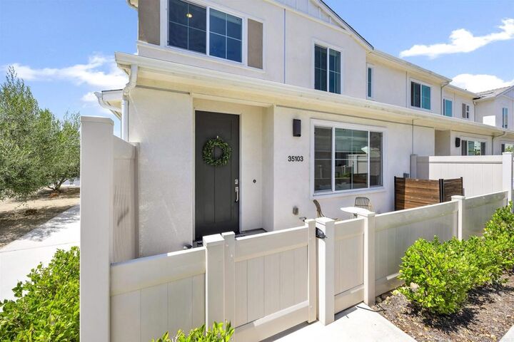 Property Photo:  35103 Vine Place  CA 92028 