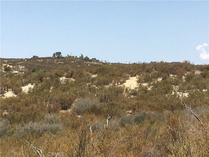 35250 Willow Creek Road  Hemet CA 92544 photo