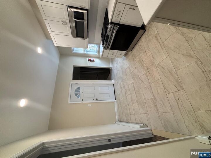 Property Photo:  42 Maple Avenue 2  NJ 07111 