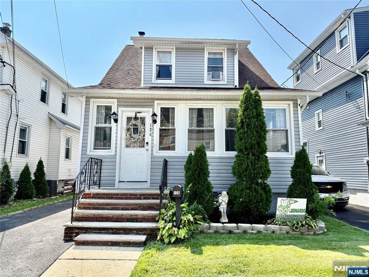 126 Butler Avenue  Roselle Park NJ 07204 photo