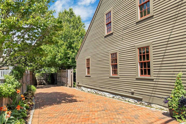 Property Photo: 171 Gates Street NH 03801