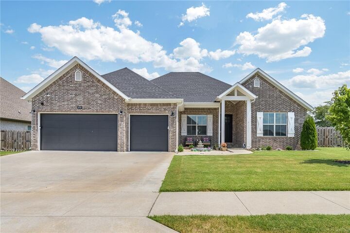 890 Clark Circle  Bentonville AR 72713 photo