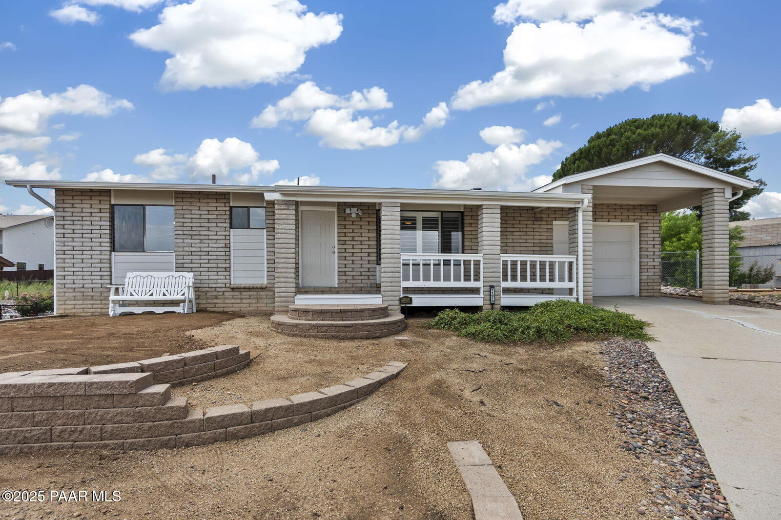 Property Photo:  11613 E Silver Spur  AZ 86327 