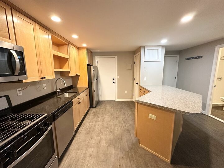 Property Photo:  655 West Lowell Avenue 12  MA 01830 