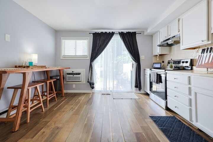 Property Photo:  660 Windwood Drive 6  RI 02878 