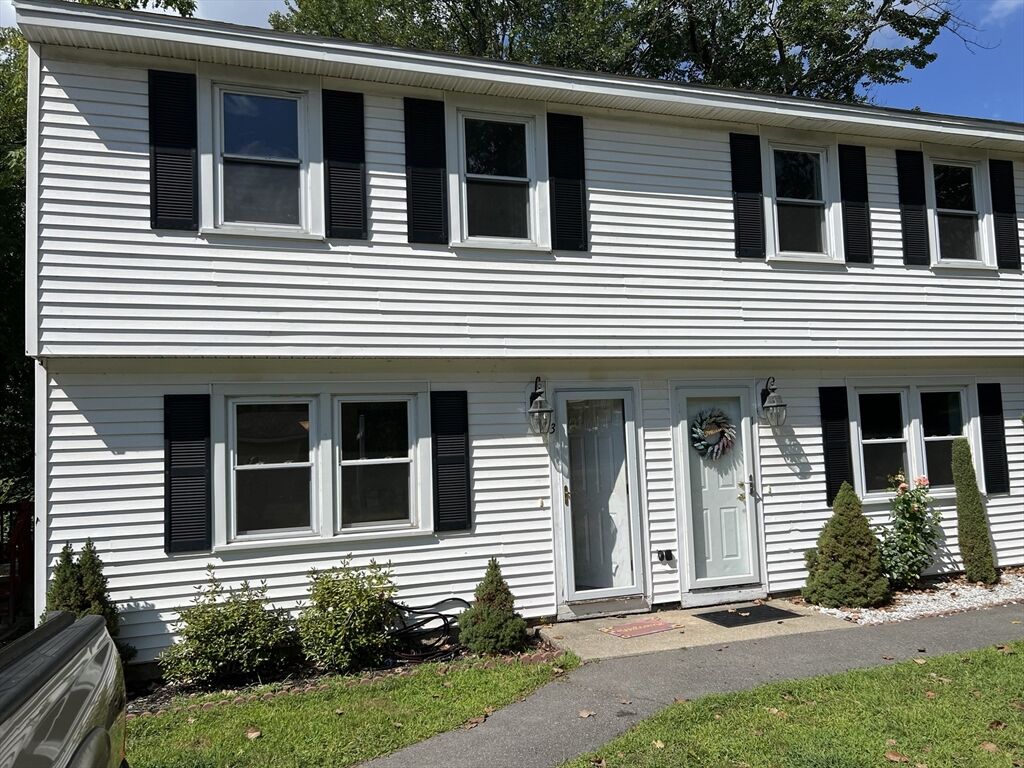 Property Photo:  3 Bentley Circle 3  MA 01844 