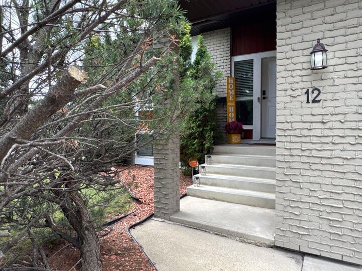 Property Photo:  12 Rutherford Drive  AB T4P 2Z2 