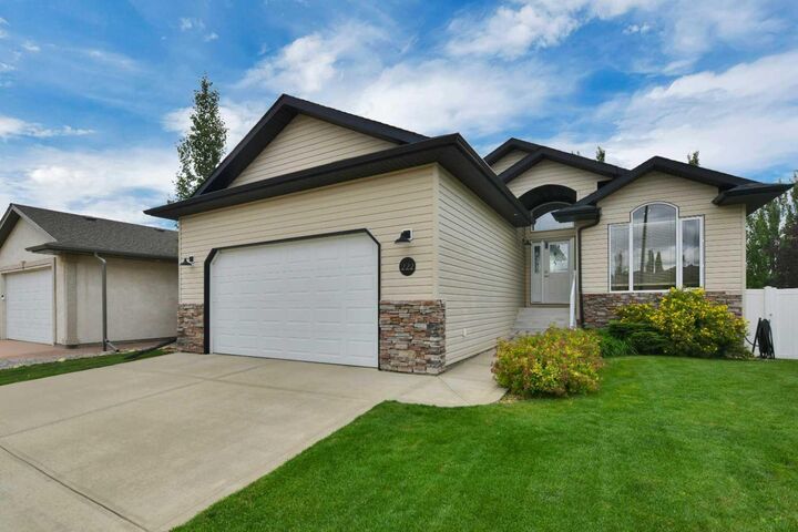 222 200 Ramage Close  Red Deer AB T4P 4A5 photo