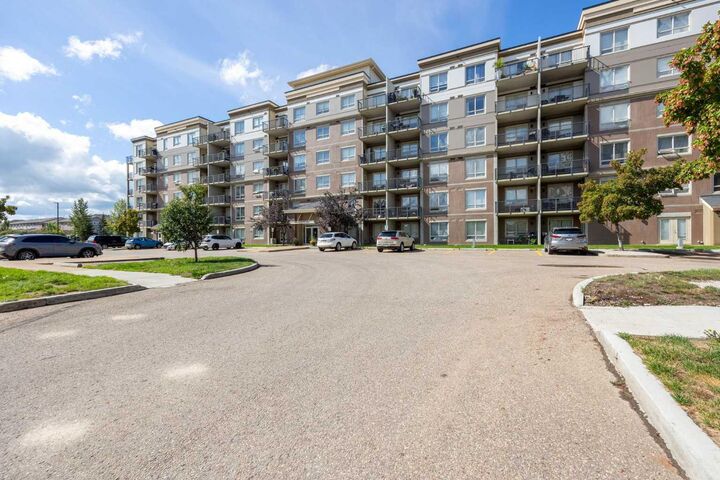 Property Photo:  136D Sandpiper Road 304  AB T9K 0J7 