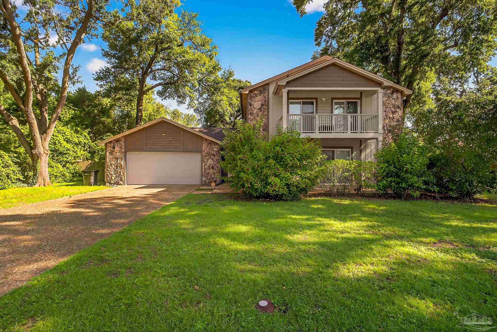 Property Photo:  1208 Tamara Dr  FL 32504 
