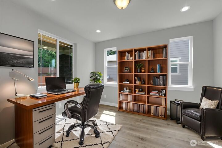 Property Photo: 19504 141st Street E WA 98391