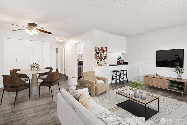 819  High Street 101  Bellingham WA 98225 photo