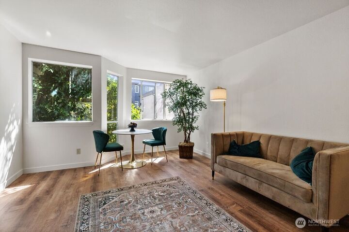 12026  15th Avenue NE 305  Seattle WA 98125 photo