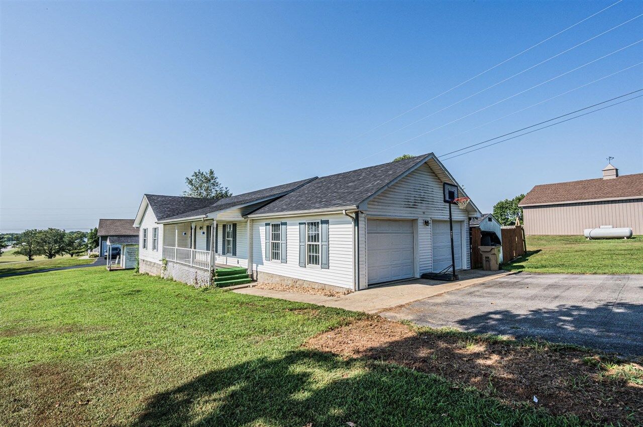 Property Photo:  101 Villa Drive  KY 42210 
