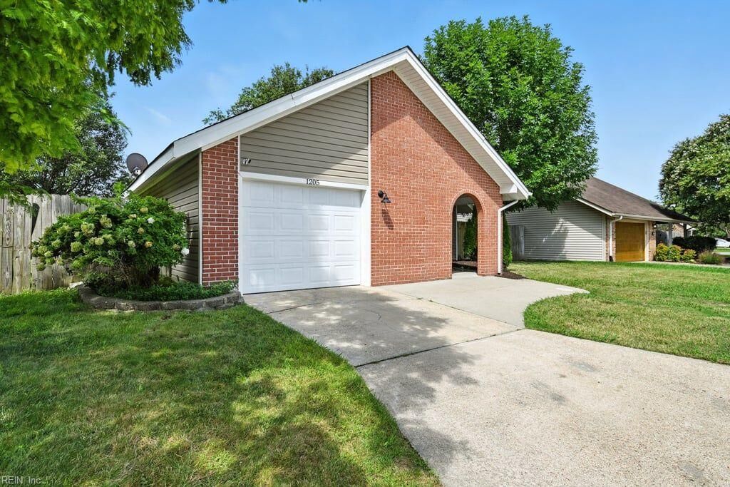 Property Photo:  1205 Geranium Cres  VA 23453