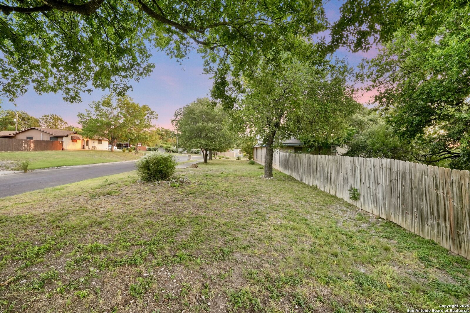 Property Photo: 7505 Linkside TX 78240