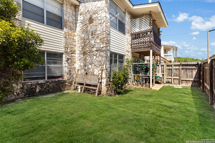Property Photo: 5818 Shadow Glen TX 78240