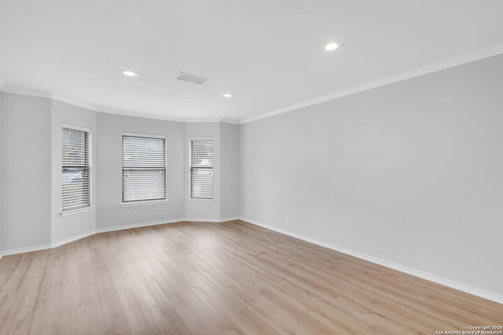 Property Photo: 3919 Creek Frst TX 78230