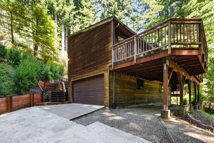 Property Photo: 720 Quigg Way CA 95006