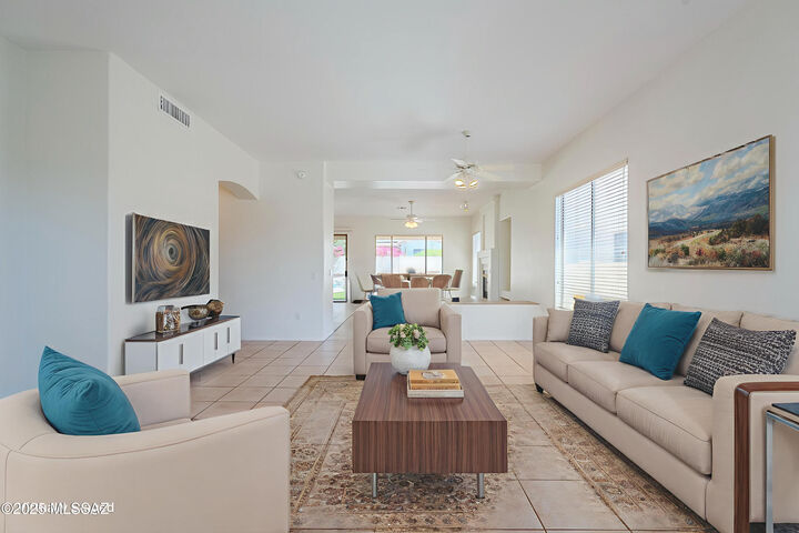 Property Photo: 246 W Tabascoe Place AZ 85755