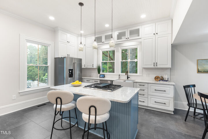 Property Photo:  915 S 3rd Street  NC 27330 