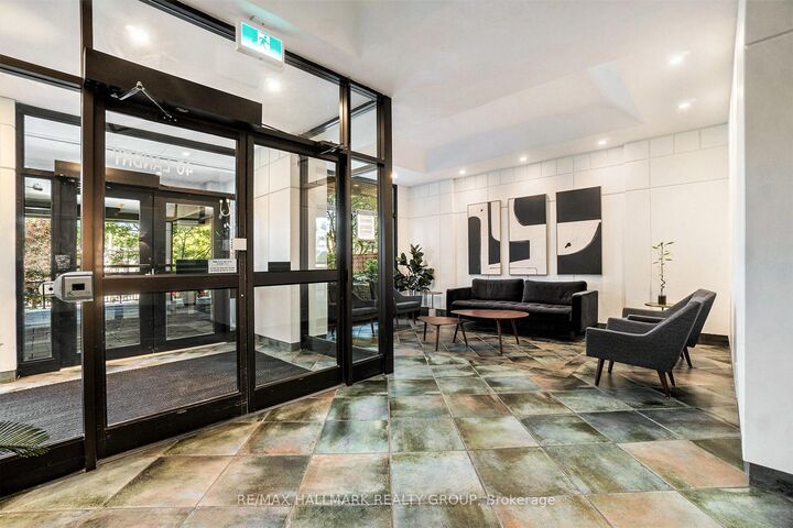 Property Photo: 40 Landry Street 1406 ON K1L 8K4